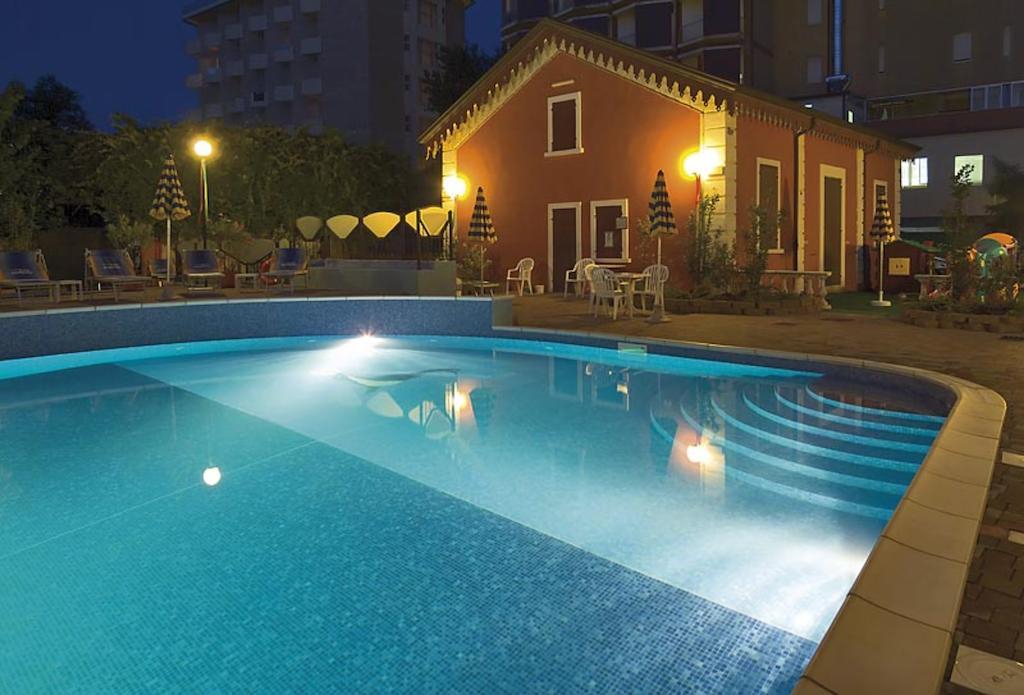 Hotel Sorriso Беллария-Иджеа-Марина Экстерьер фото