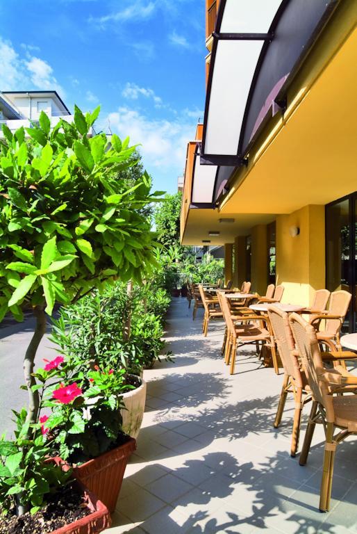 Hotel Sorriso Беллария-Иджеа-Марина Экстерьер фото